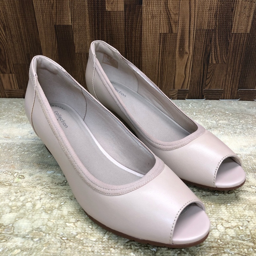 Clarks Women's Mallory Charm Wedge Size 10M